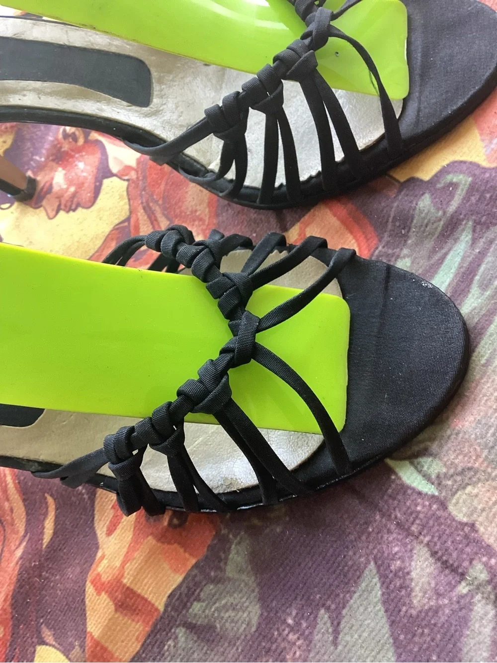 Vintage I.Magnin  strapped heel